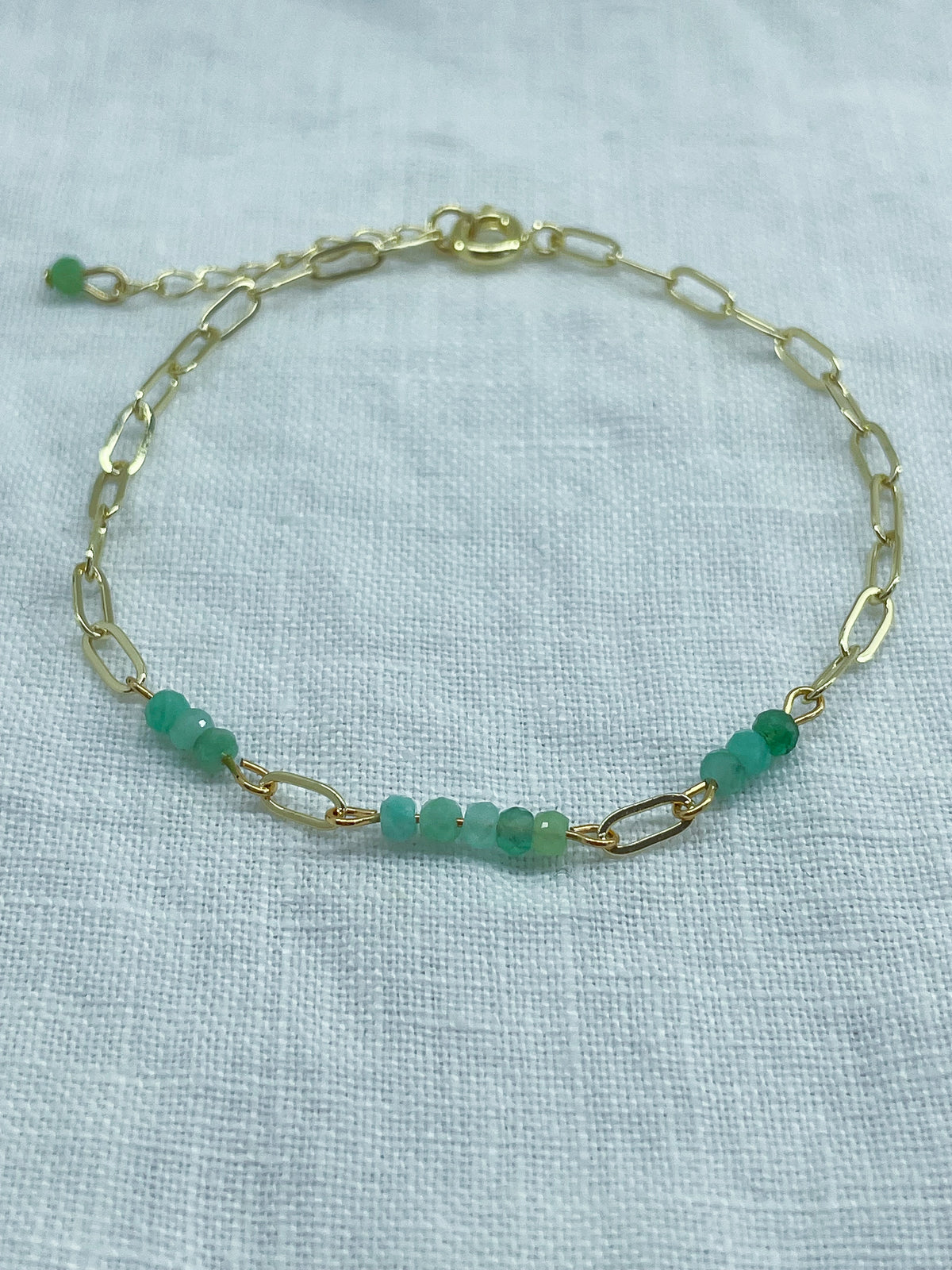 Forêt — Bracelet émeraude naturelle plaqué or 14k