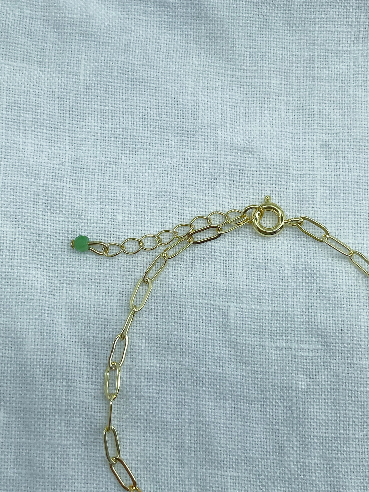 Forêt — Bracelet émeraude naturelle plaqué or 14k