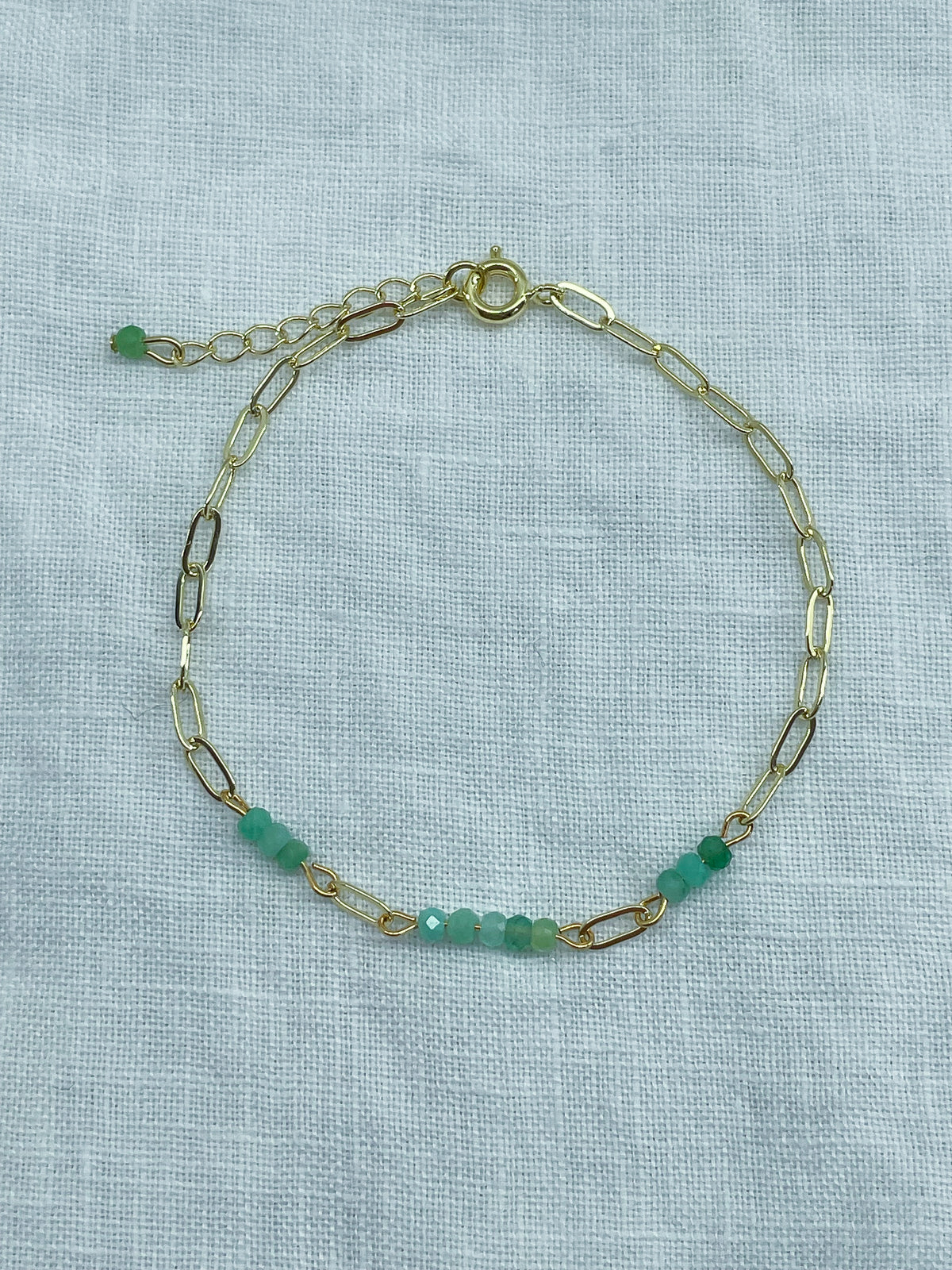 Forêt — Bracelet émeraude naturelle plaqué or 14k
