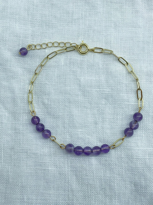 Serein — Bracelet améthyste naturelle plaqué or 14k