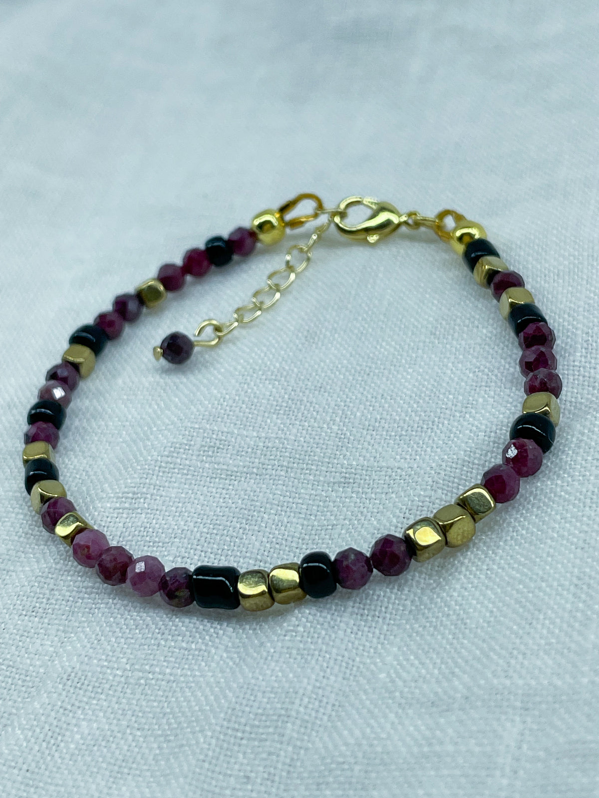 Braise — Bracelet rubis naturel